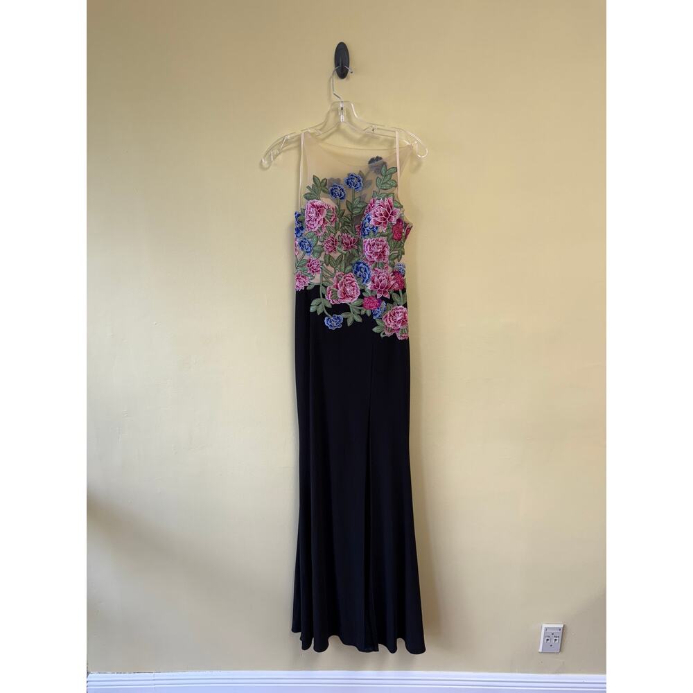 Basix Black Label Black Floral Embroidered Illusion Gown Sleeveless Size 2